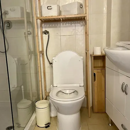 Joli Pour 3 Personnes A *