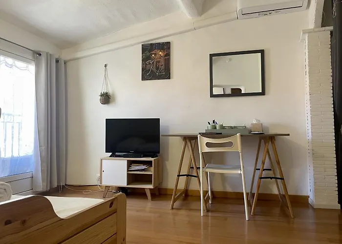 Joli Pour 3 Personnes A Menton